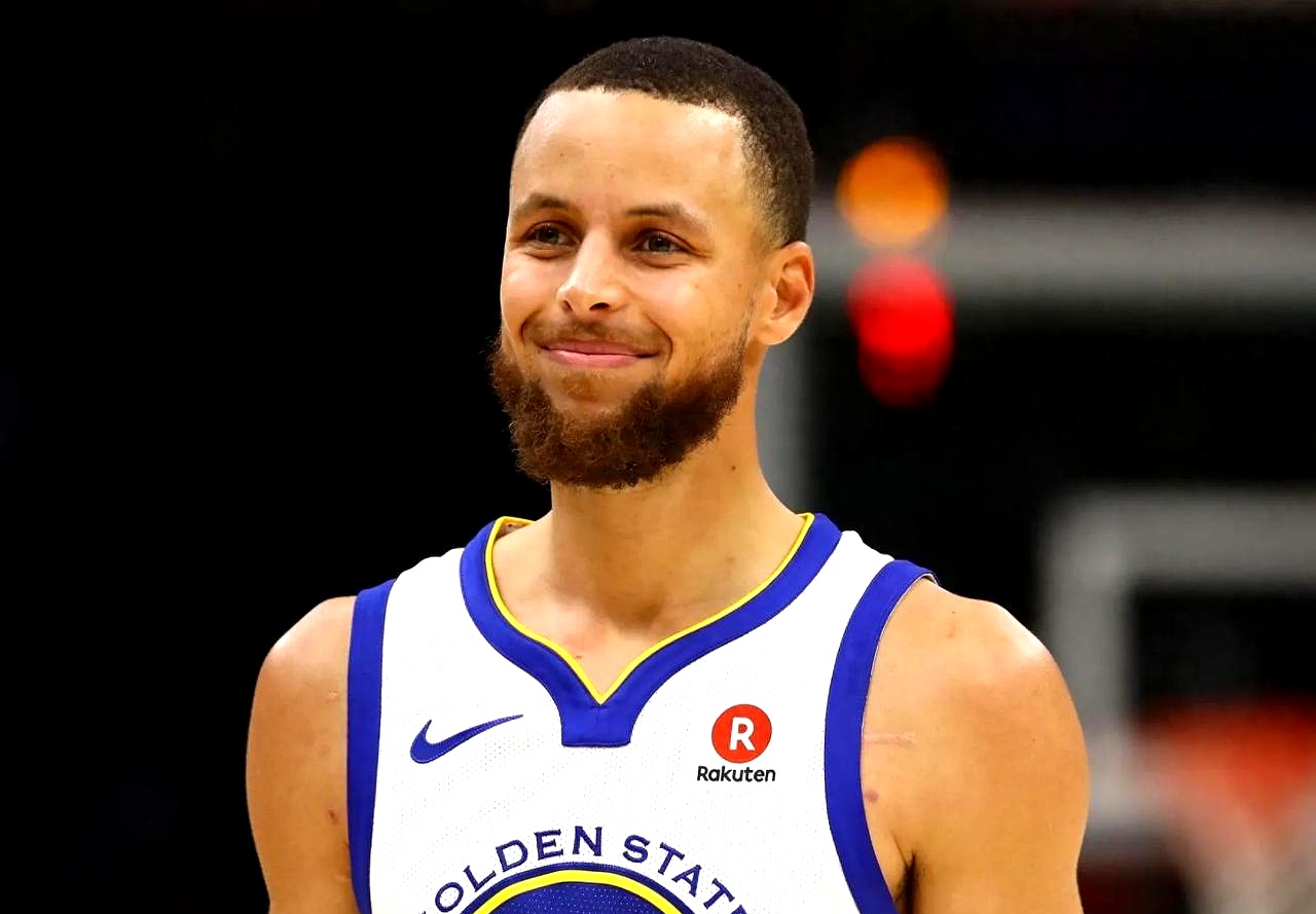 关于勇士实力雄厚，库里领衔要害一击的信息